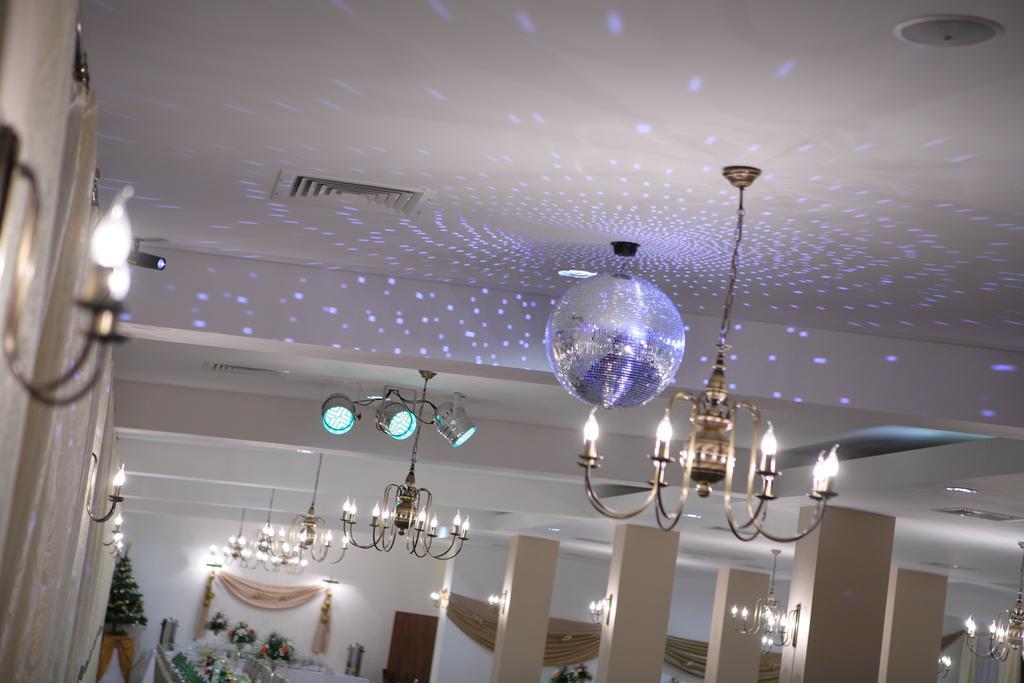 Hotel Stara Fabryka Malogoszcz Dış mekan fotoğraf